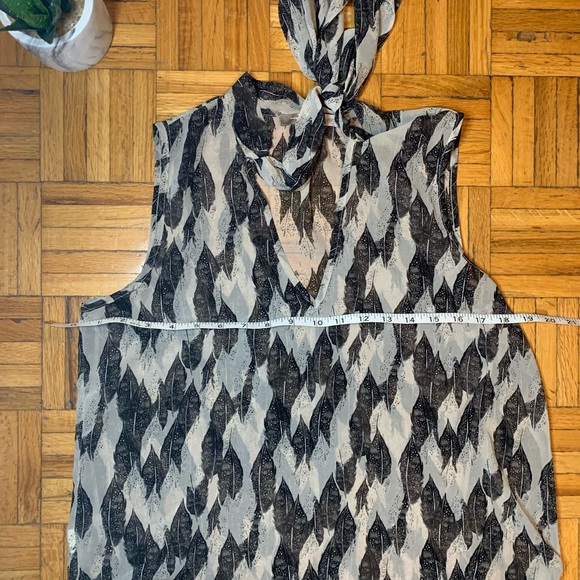 FOREVER 21 CONTEMPORARY LIGHT WORK BLOUSE FRONT KNOT - Picture 5 of 7